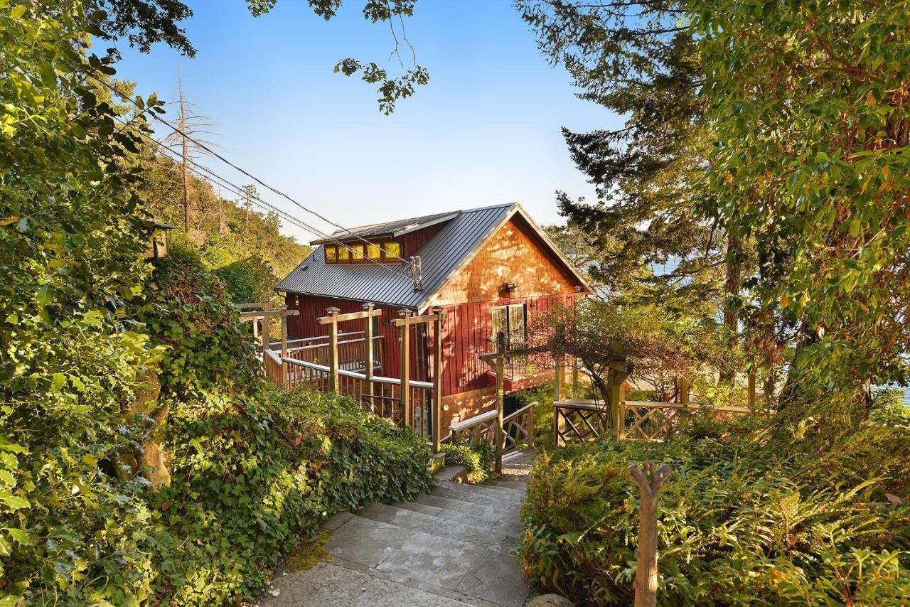 Salishan Tree House Suite Cowichan Bay Extérieur photo
