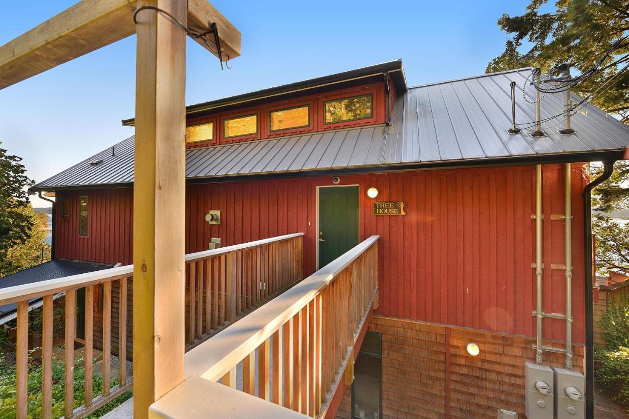 Salishan Tree House Suite Cowichan Bay Extérieur photo