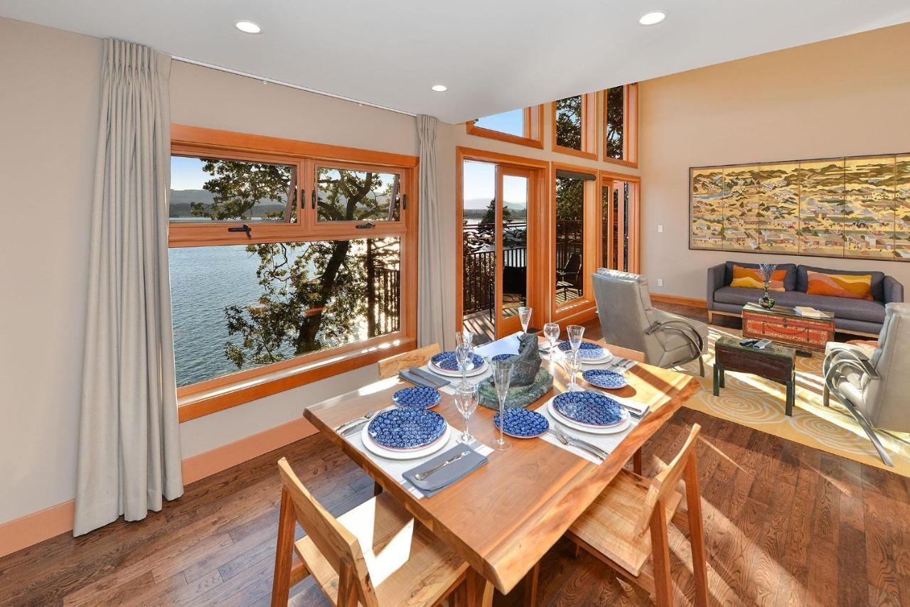 Salishan Tree House Suite Cowichan Bay Extérieur photo