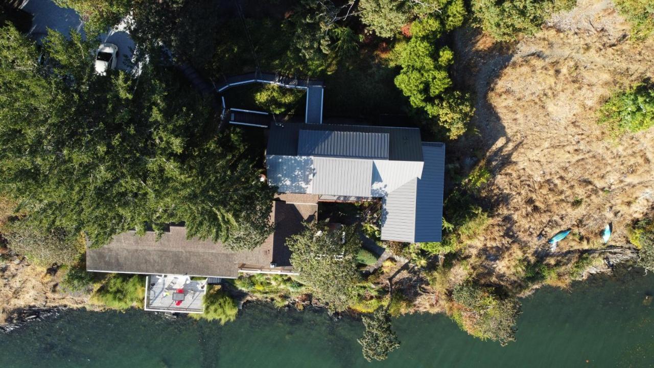 Salishan Tree House Suite Cowichan Bay Extérieur photo
