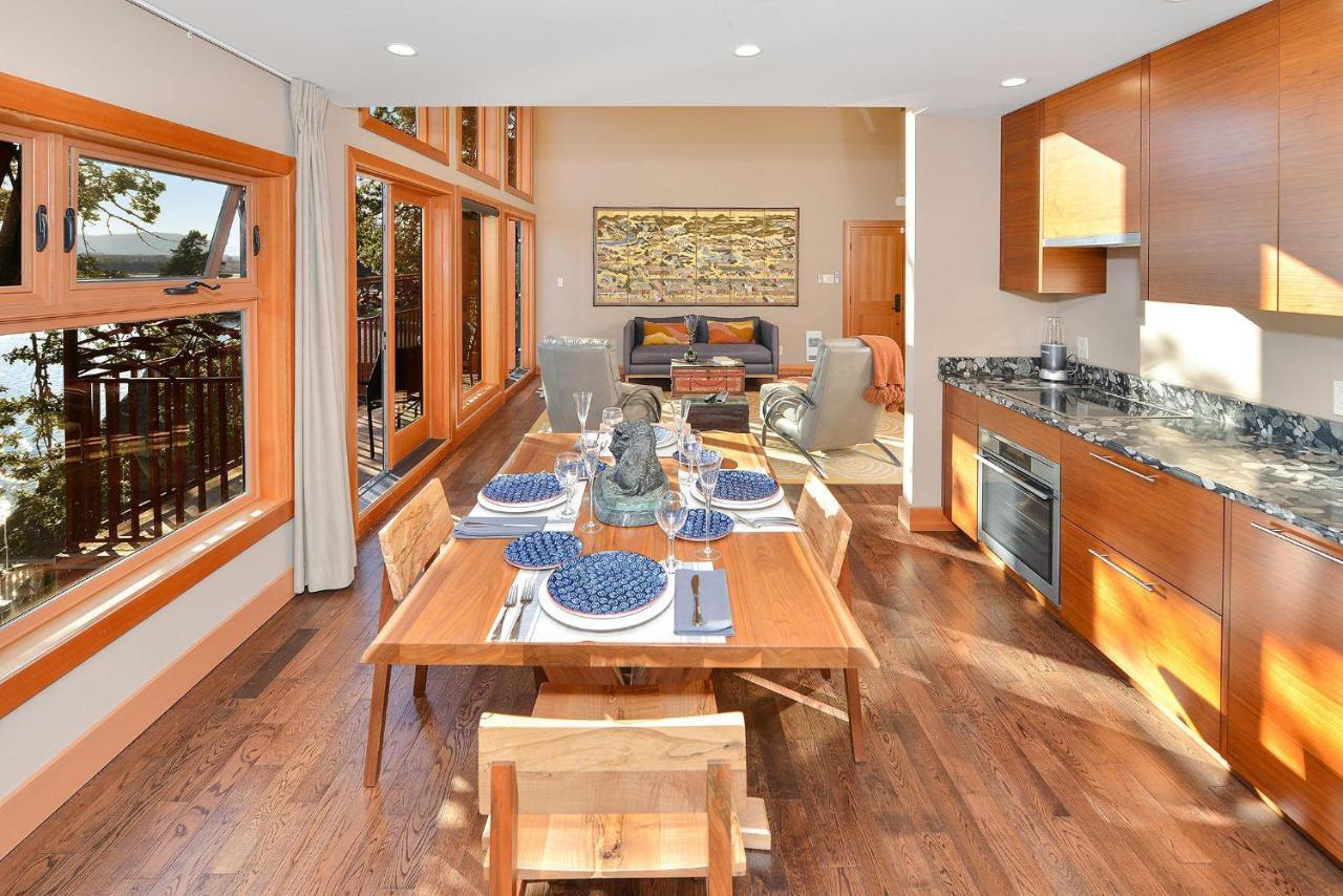 Salishan Tree House Suite Cowichan Bay Extérieur photo
