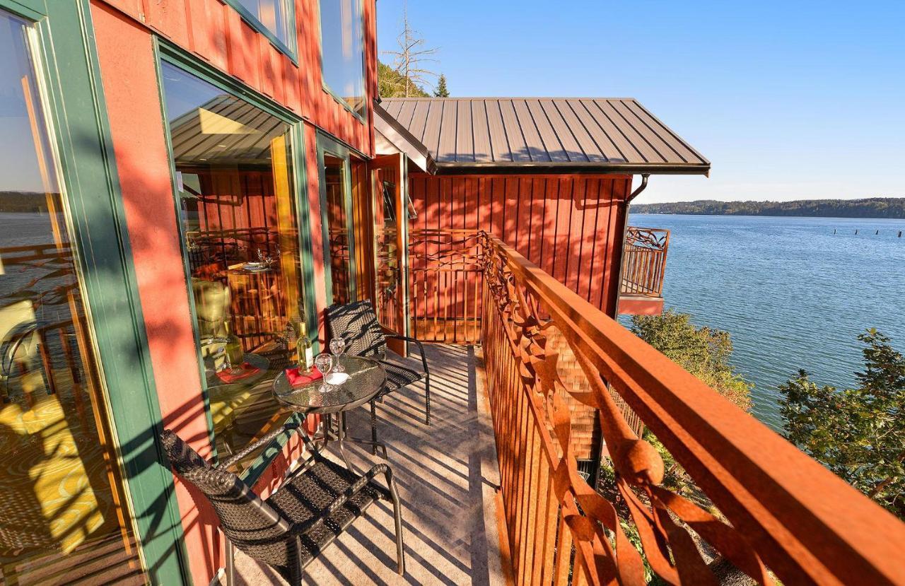 Salishan Tree House Suite Cowichan Bay Extérieur photo