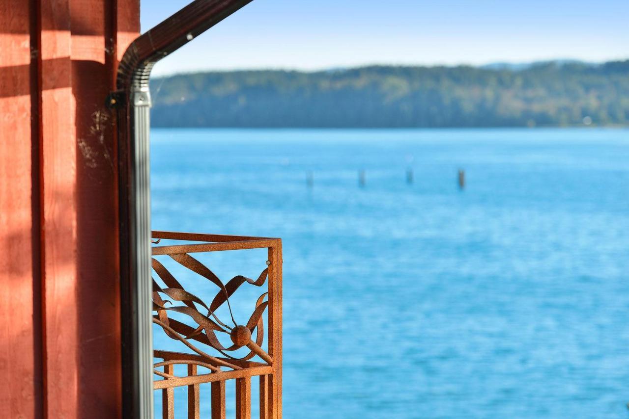 Salishan Tree House Suite Cowichan Bay Extérieur photo