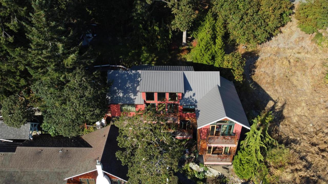 Salishan Tree House Suite Cowichan Bay Extérieur photo