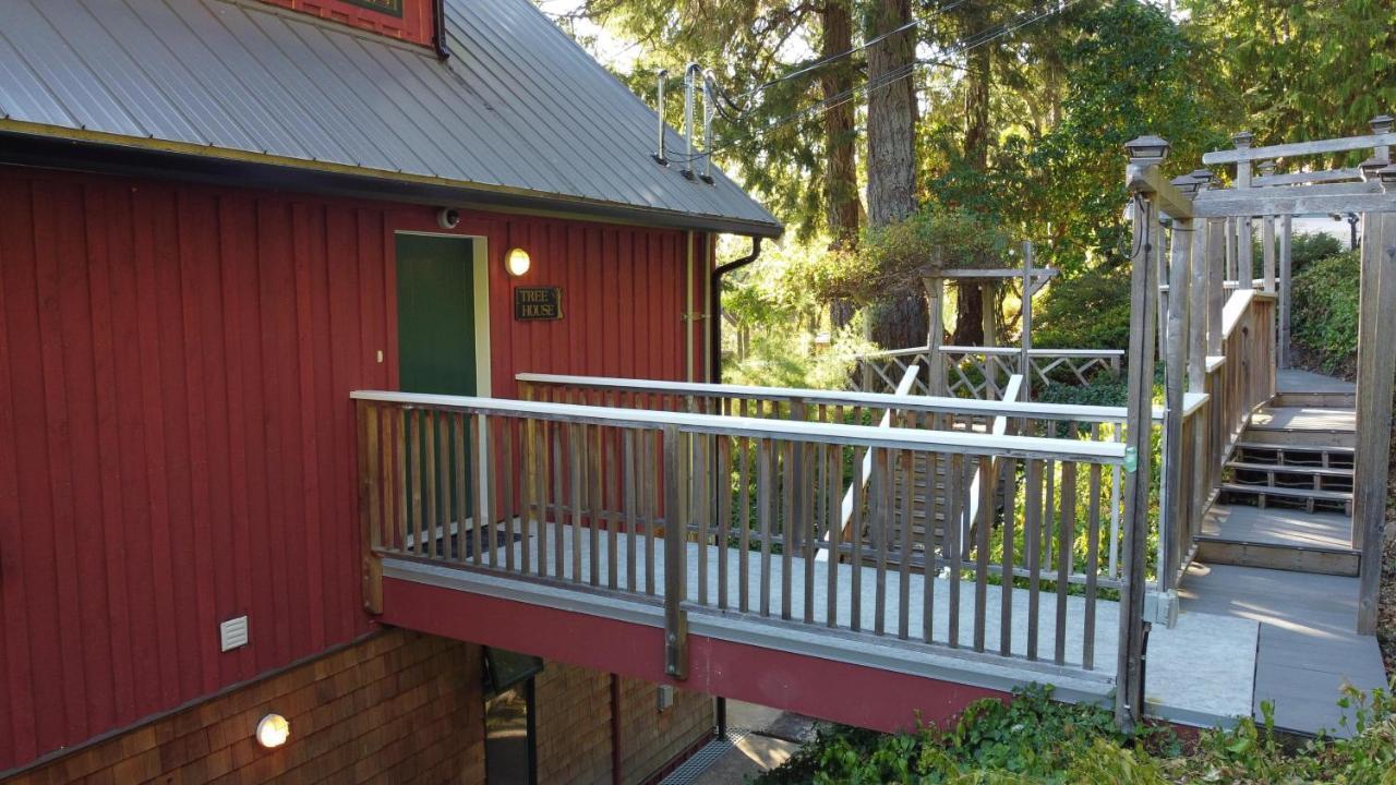 Salishan Tree House Suite Cowichan Bay Extérieur photo