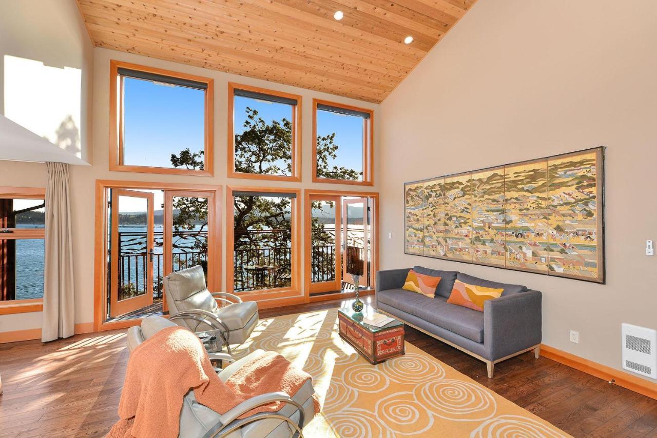 Salishan Tree House Suite Cowichan Bay Extérieur photo