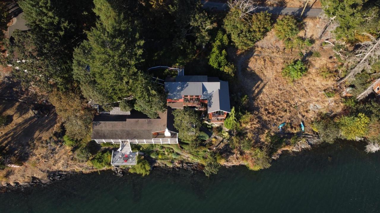 Salishan Tree House Suite Cowichan Bay Extérieur photo